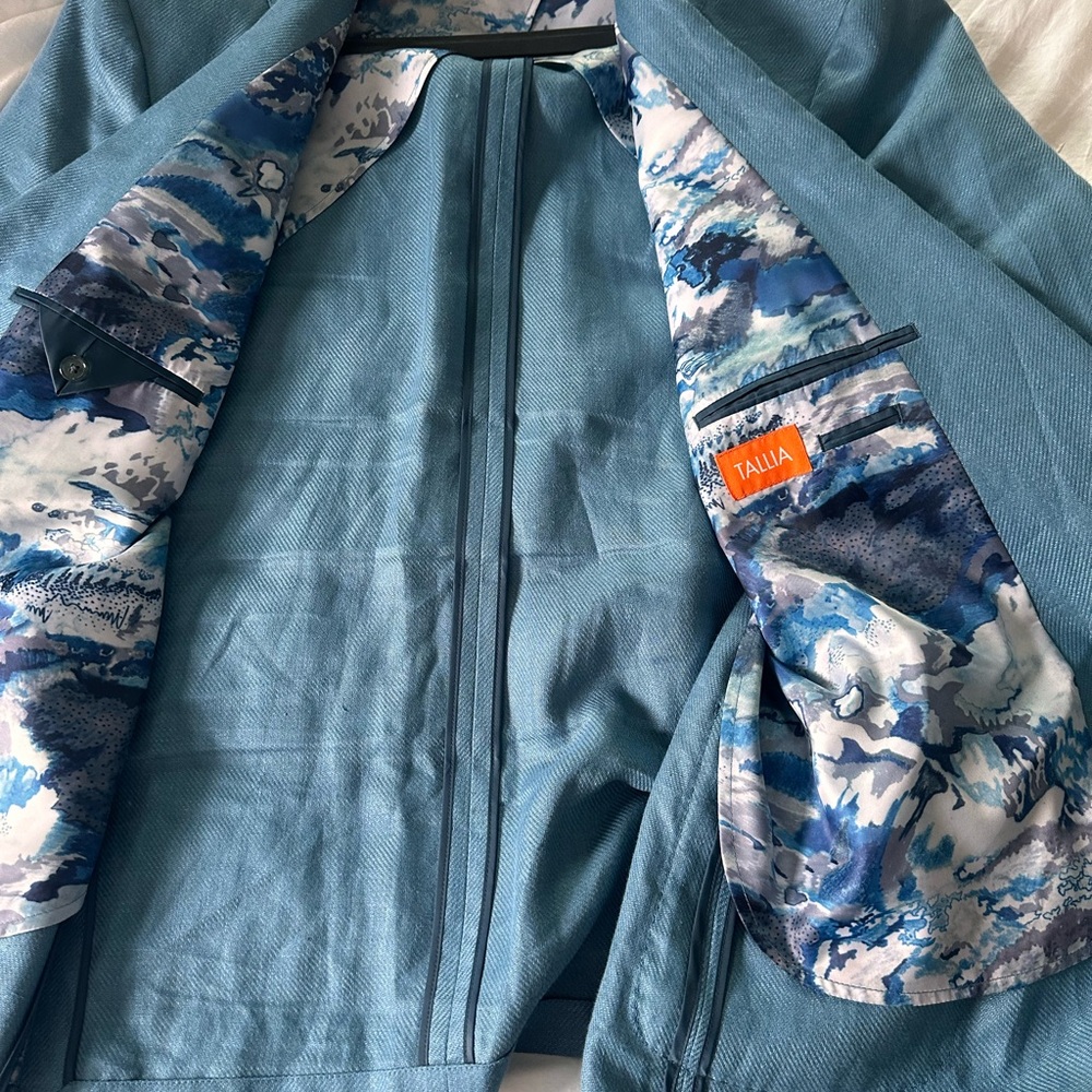 Tallia jacket 56l - Picture 1 of 3